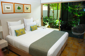 p-court-bed1.jpg